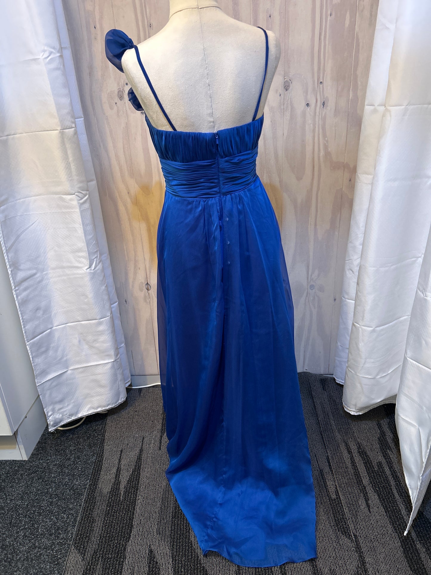 Sienna – Blue One-Shoulder Chiffon Gown