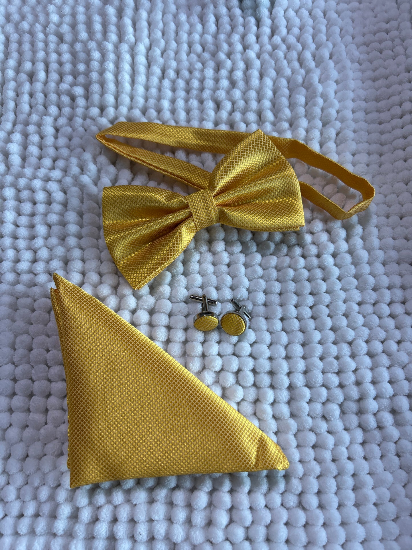 Yellow diamond Bow Tie and Pocket Square set
