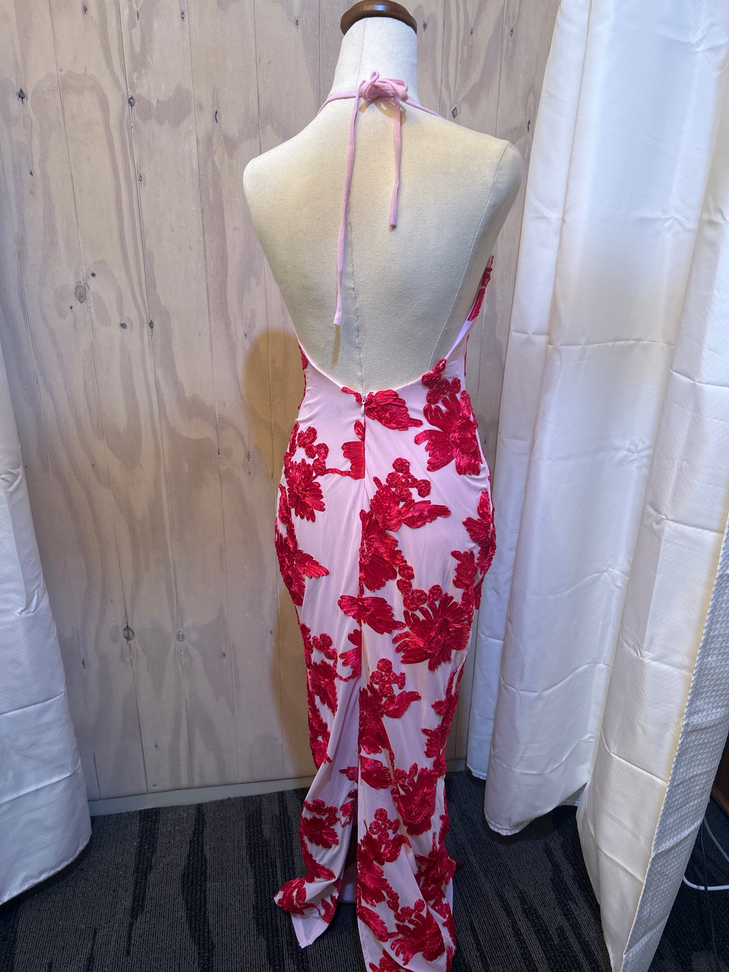 Blush Bloom Halter