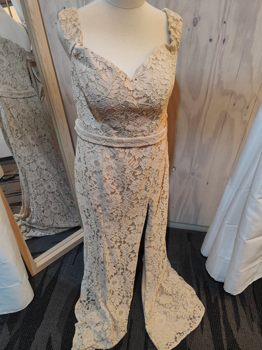 Sweet heart lace